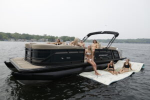 Get into boating with boat rentals in New Jersey