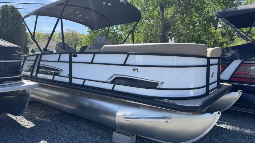 2025 Starcraft Marine EXS 1 Q DH White Video Review | Bridge Marina