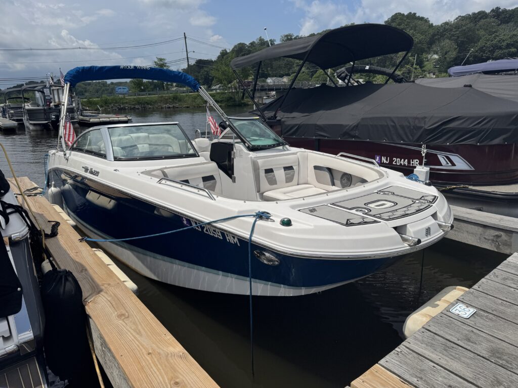 2018 Four Winns HD220