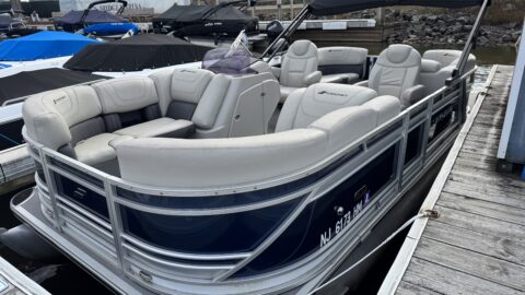 2019 Starcraft SLS 1